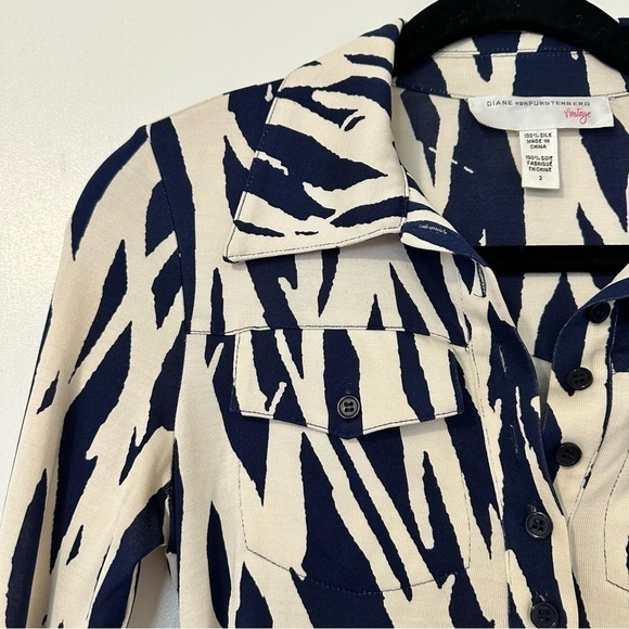 Diane Von Furstenberg Vintage Silk Polly Dee Dress - Picture 3 of 7